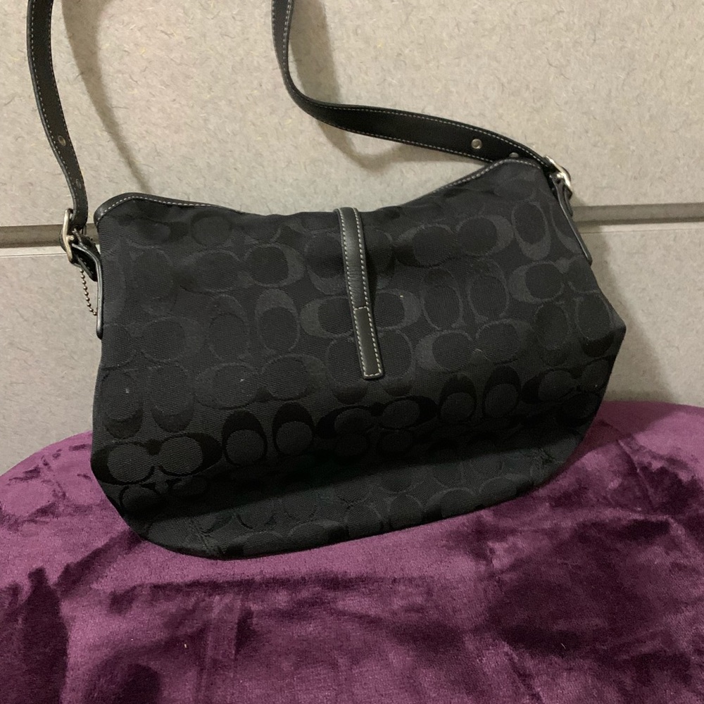 Coach purse - Picture 2 of 5